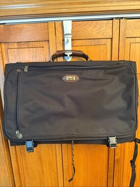 Leather-Trim Black Garment Bag Messenger - Classic Travel Carry NWOT